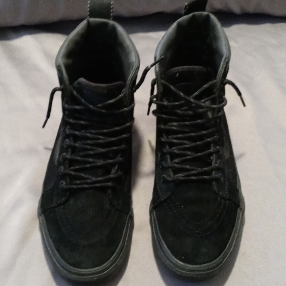 Vans Black Hi Top Size 10.5